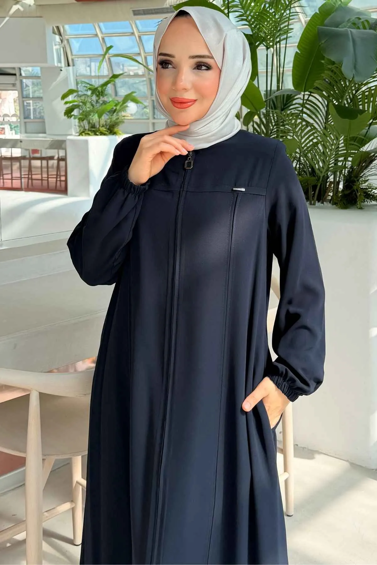 Boydan Fermuarlı ve Metal Detaylı Rabia Ferace 8885 -Laci